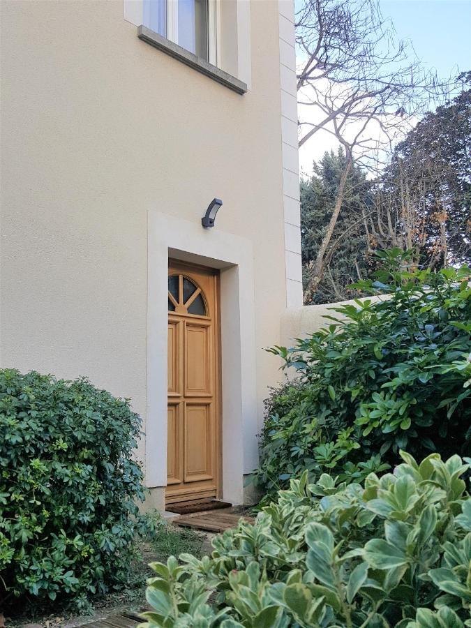 Guest House " Gite L'Atelier Du 6"- Calme - Jardin Τουρ Εξωτερικό φωτογραφία