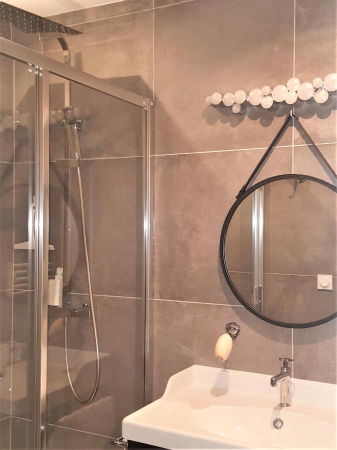 Guest House " Gite L'Atelier Du 6"- Calme - Jardin Τουρ Εξωτερικό φωτογραφία